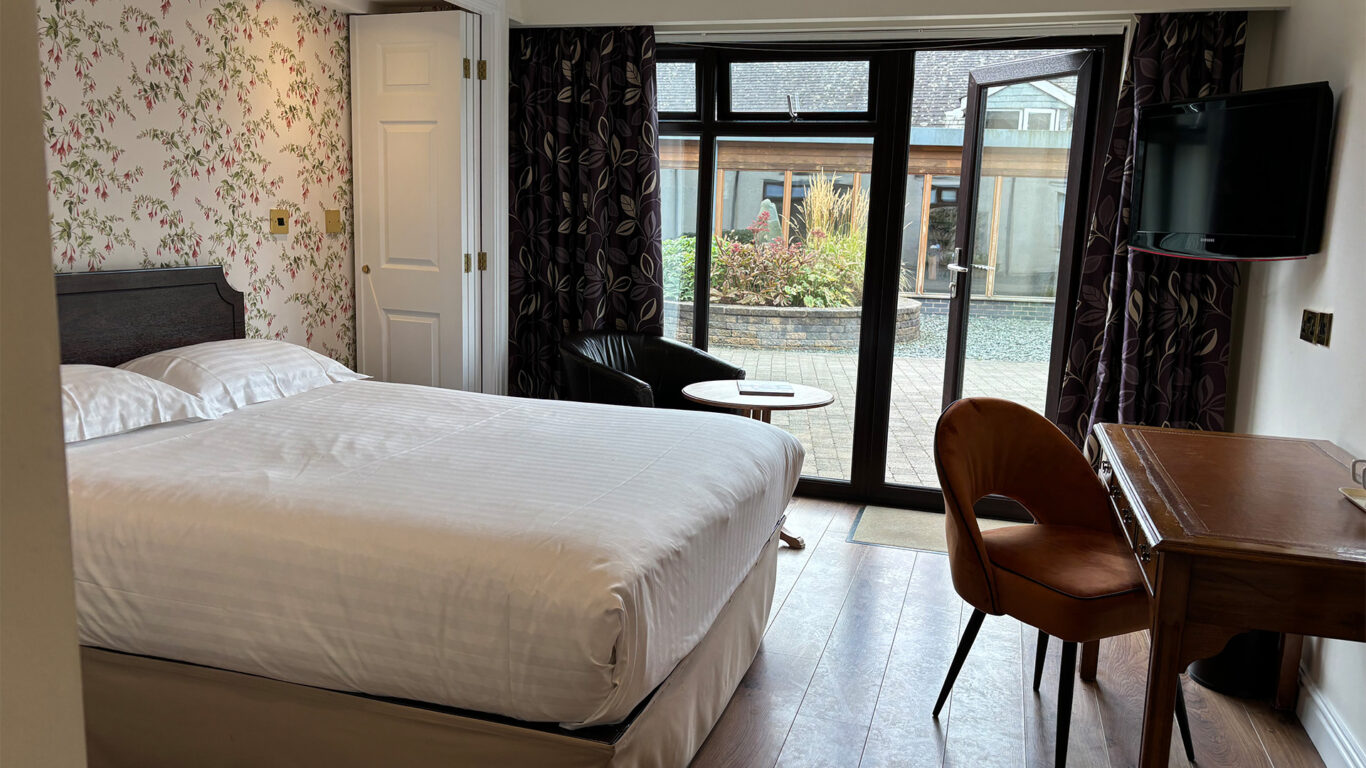 Dog-Pet-Friendly-Room-Lake-District-Castle-Inn-3